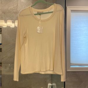 Carolyn Taylor Cream Sweater. Woman’s XL. Brand New